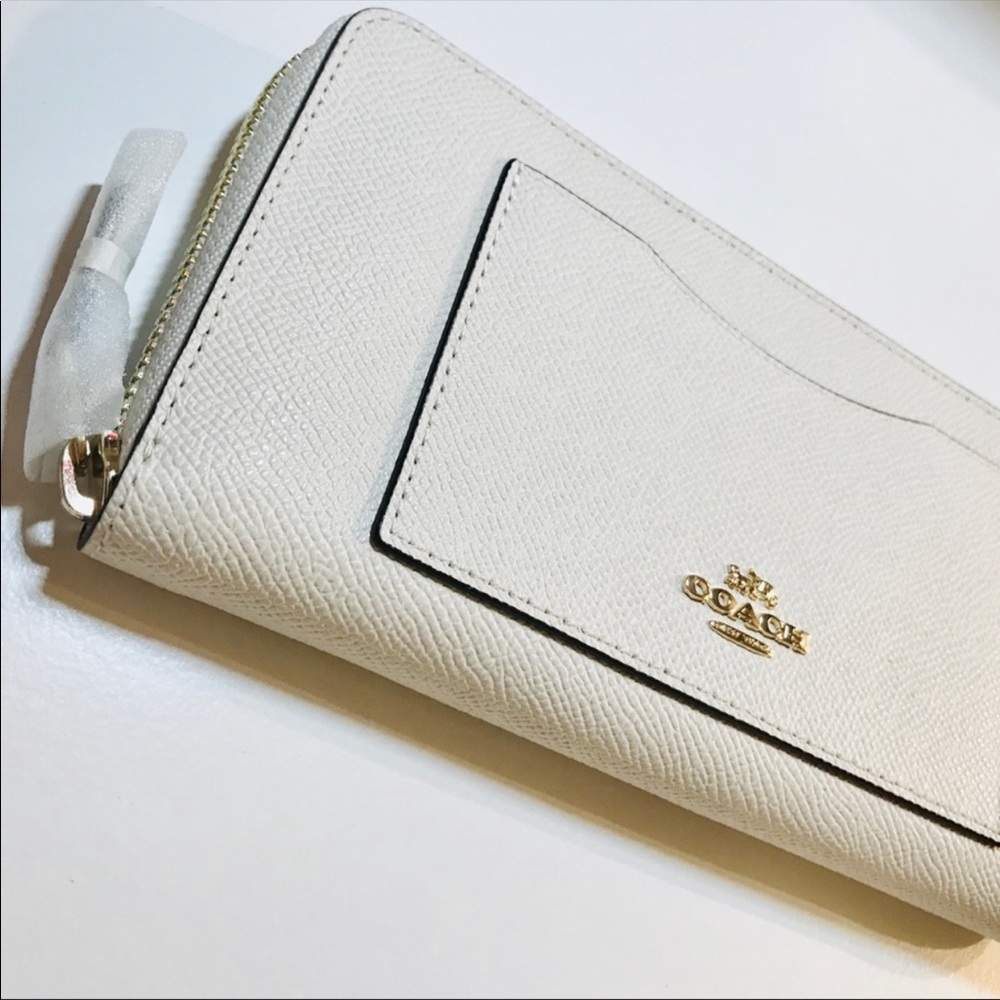 COACH Leather Wallet in White NWT - Picture 2 of 8